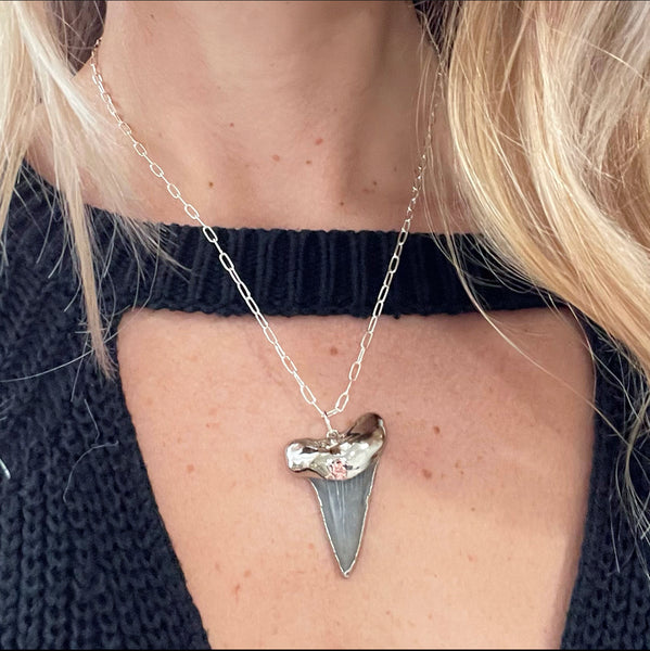 ☆BTS着用☆関税込★PORTRAIT REPORT★“Shark Tooth” Necklace 1238a - Shark Tooth Necklace – Elizabeth Sarah Collections