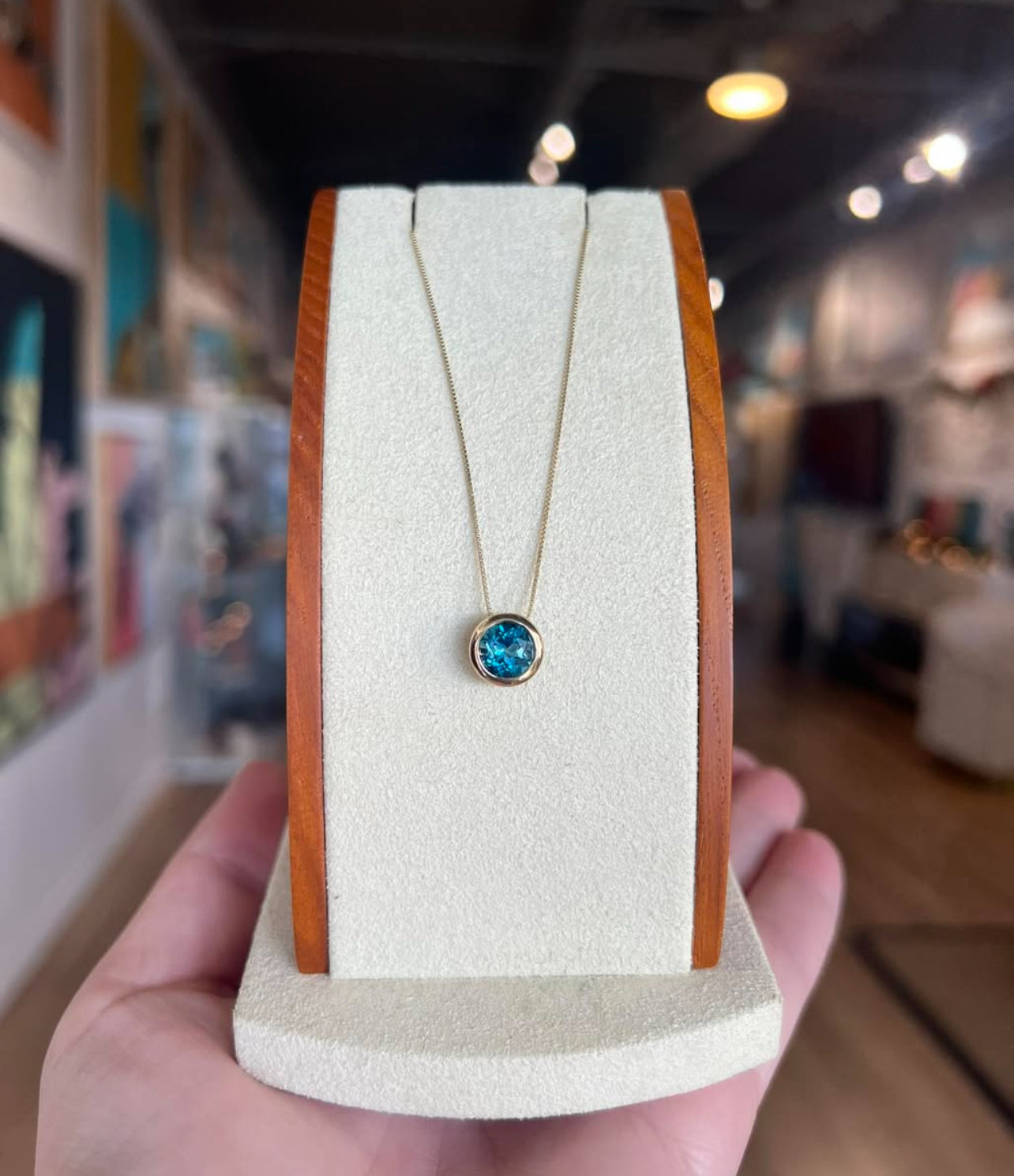 1806-14K Yellow Gold Blue Topaz Necklace