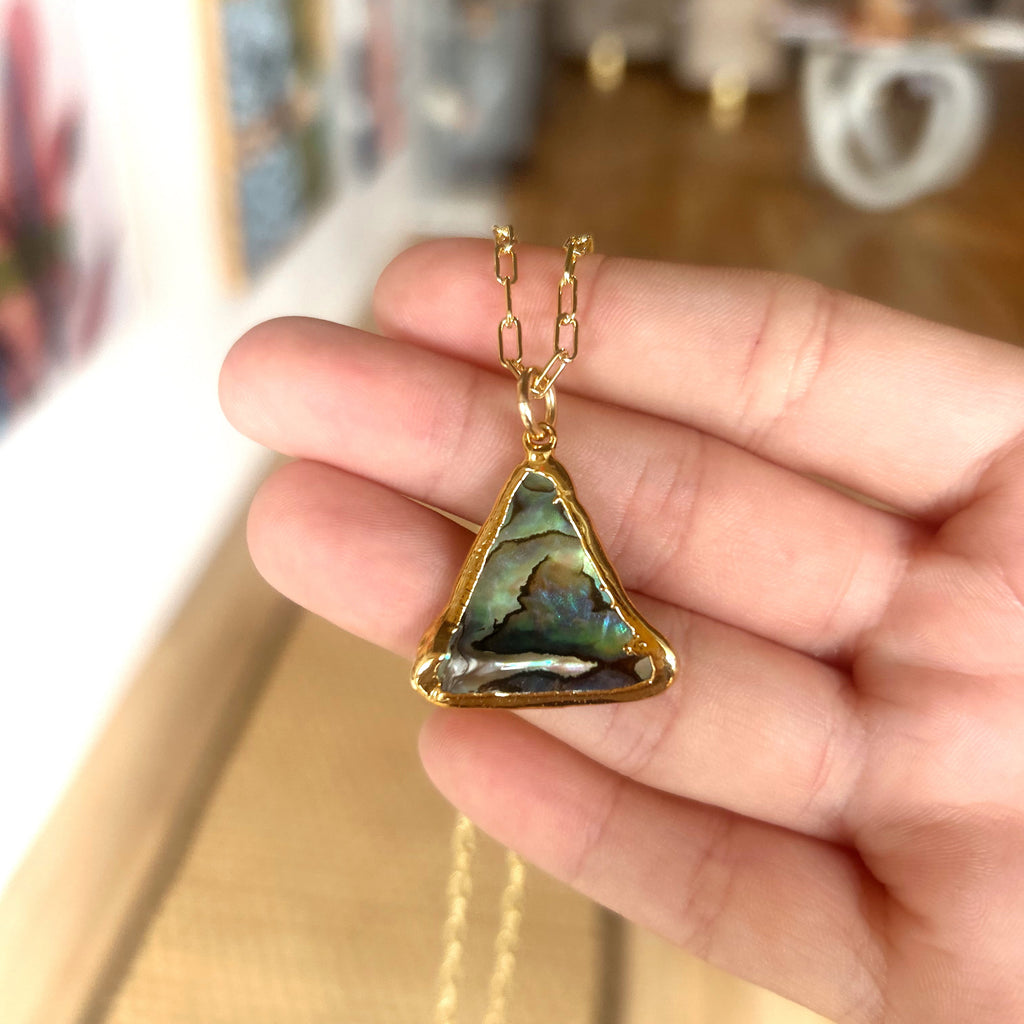 1813- Abalone Necklace