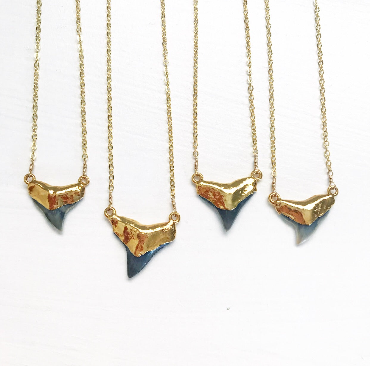 550-Shark Tooth Necklace