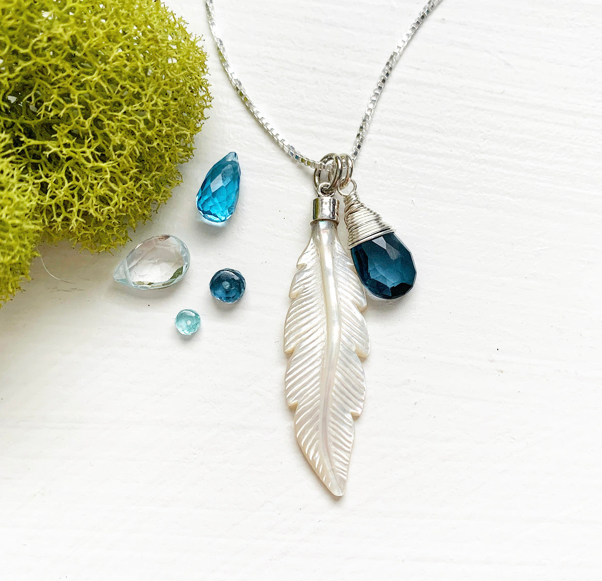 969-Mother Of Pearl Feather & Gemstone Necklace