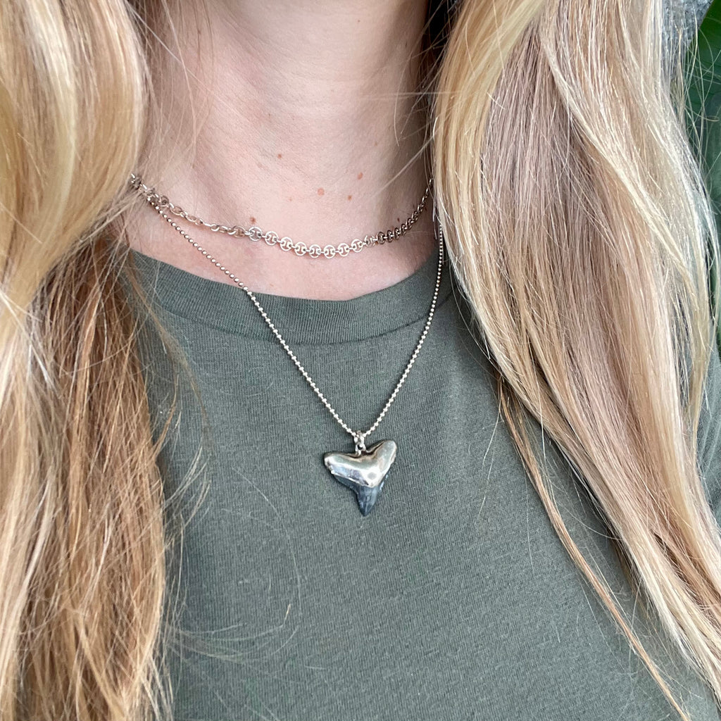1394- Shark Tooth Necklace